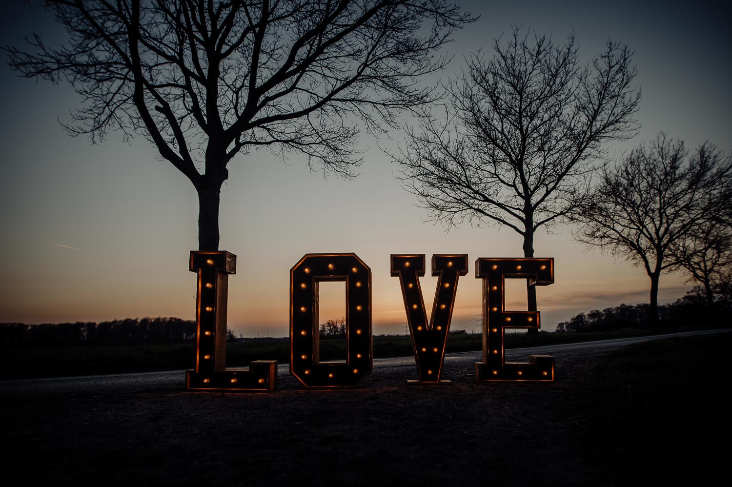 Leuchtbuchstaben Dekobuchstaben Hochzeitsdeko Holzbuchstaben LOVE